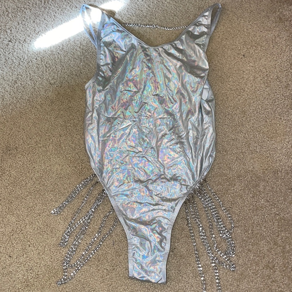 NWOT Spvce island bodysuit with chains